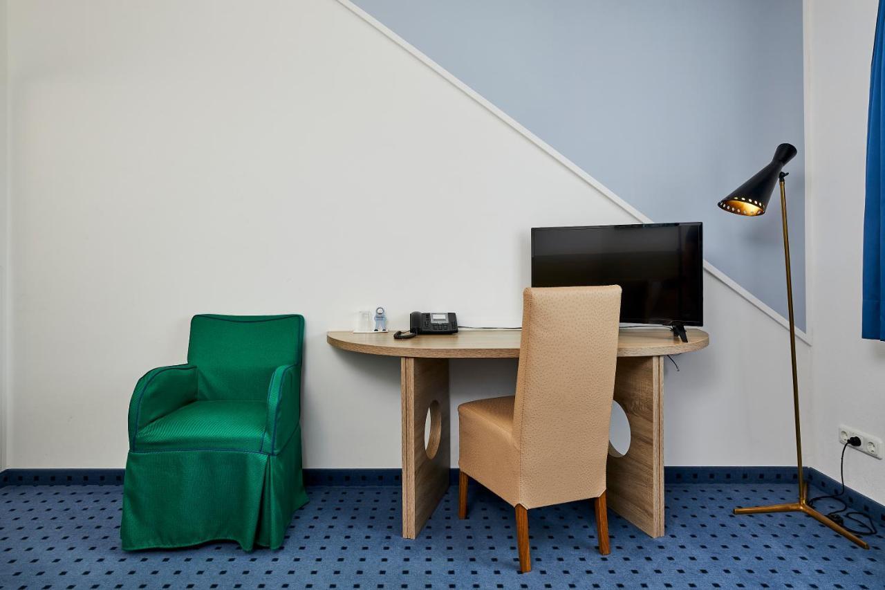 Hotel Schwertfirm Karlsfeld Luaran gambar