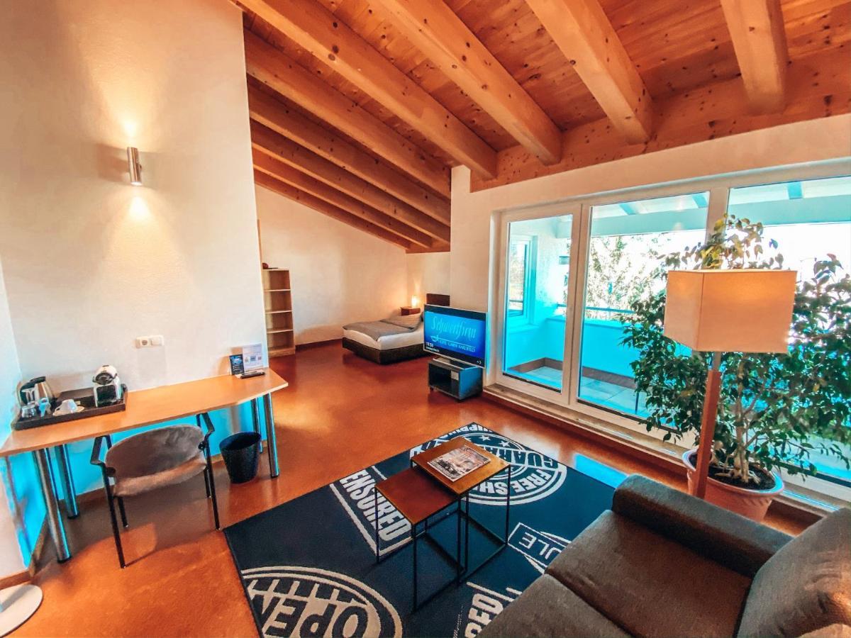 Hotel Schwertfirm Karlsfeld Luaran gambar